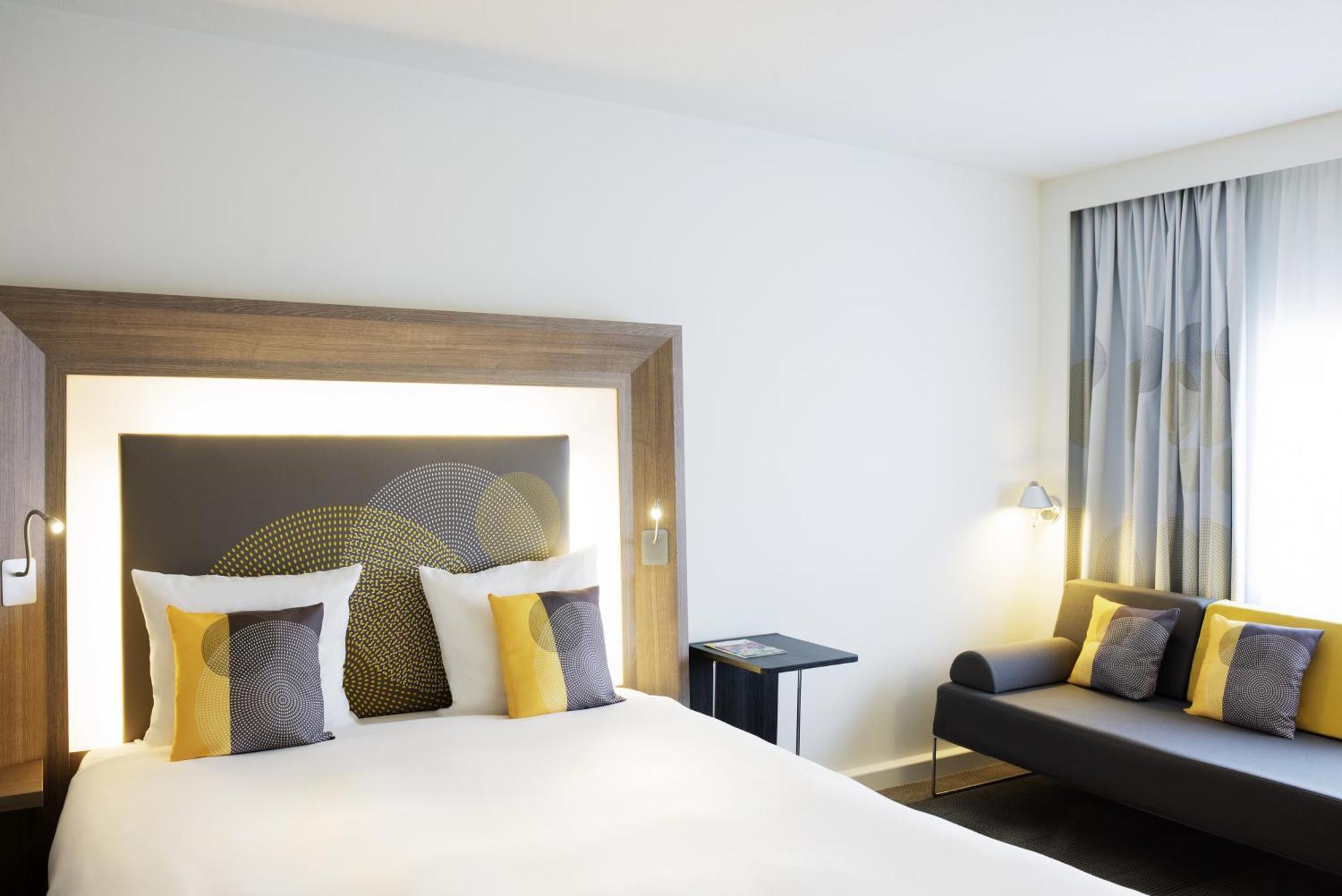 Executive Double Room with One Double Bed and One Sofa Bed,1705000777:JPEG